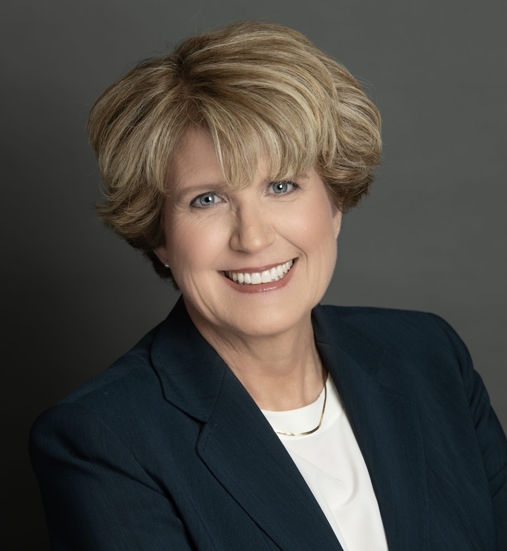  Jennifer Henne